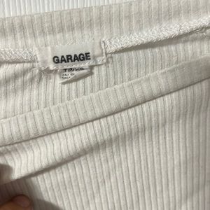 Long sleeve crop top